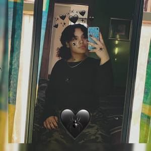 Meet your Posher, Eva